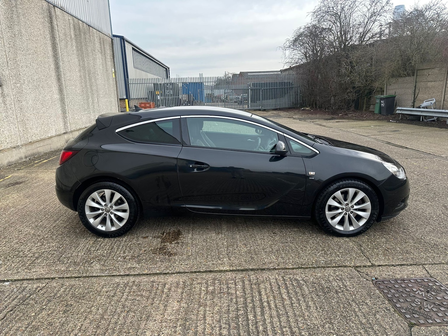 Used Vauxhall Astra GTC 2015 for sale - 77592918: Photo 21