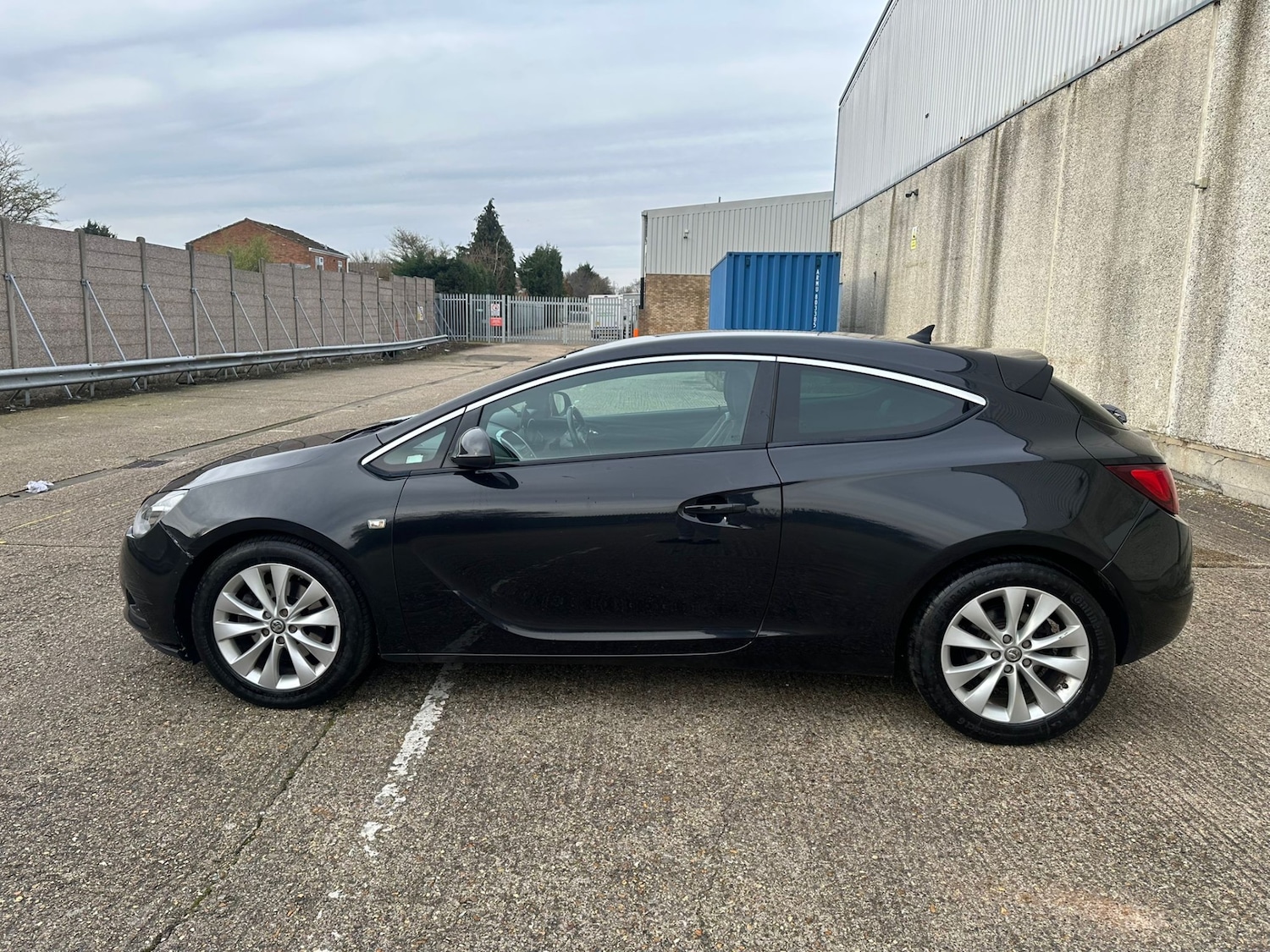 Used Vauxhall Astra GTC 2015 for sale - 77592918: Photo 29