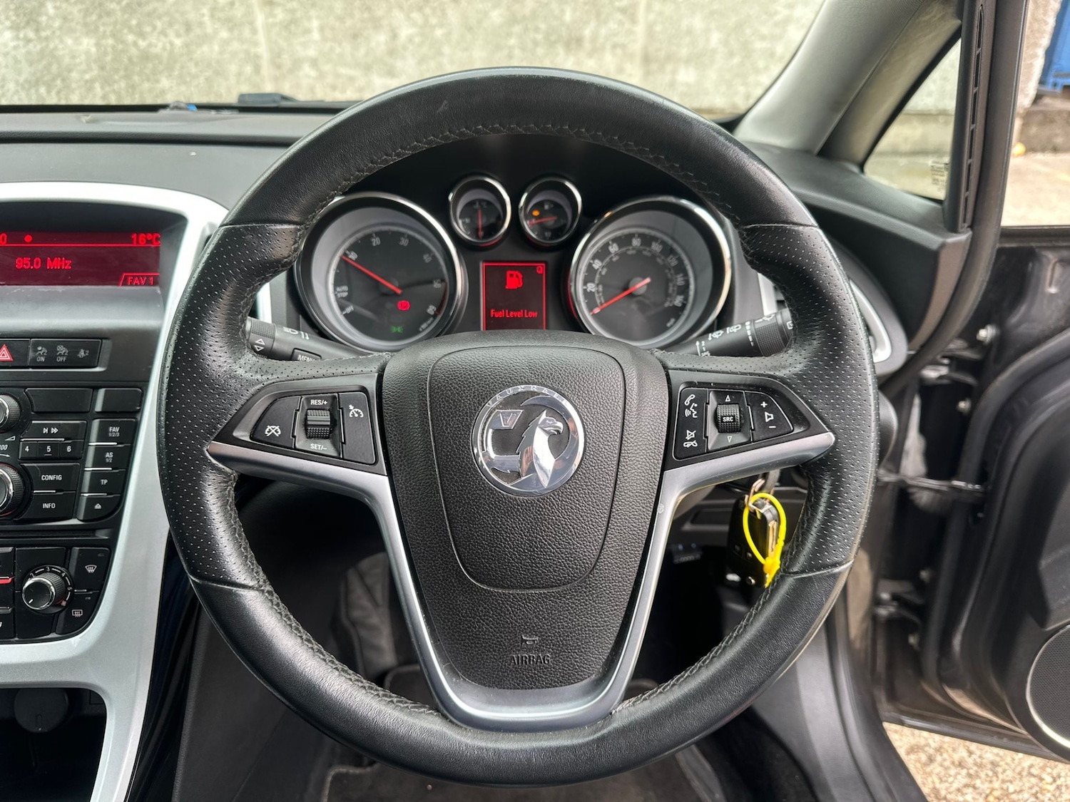 Used Vauxhall Astra 2012 for sale - 76346198: Photo 12