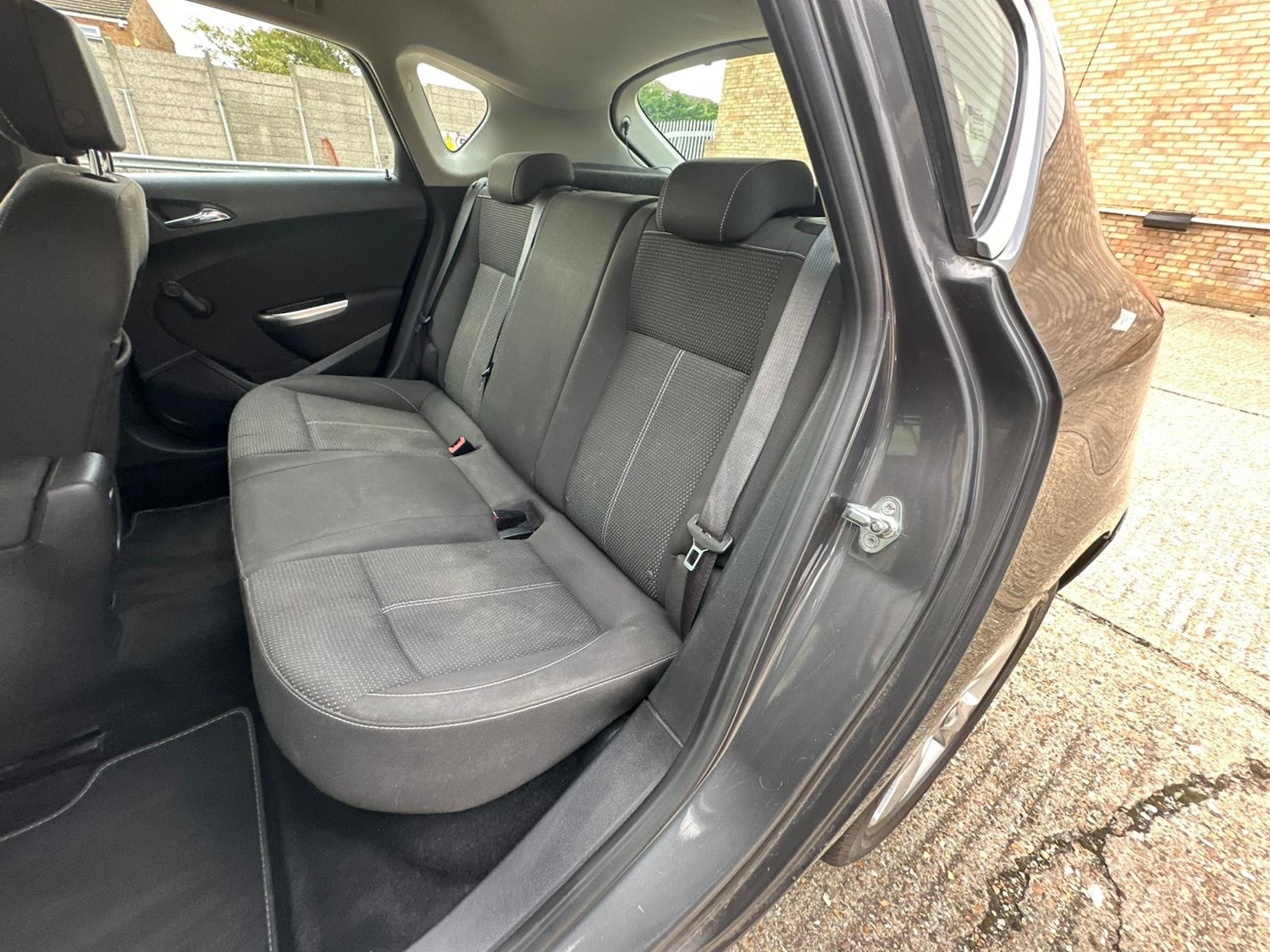 Used Vauxhall Astra 2012 for sale - 76346198: Photo 36