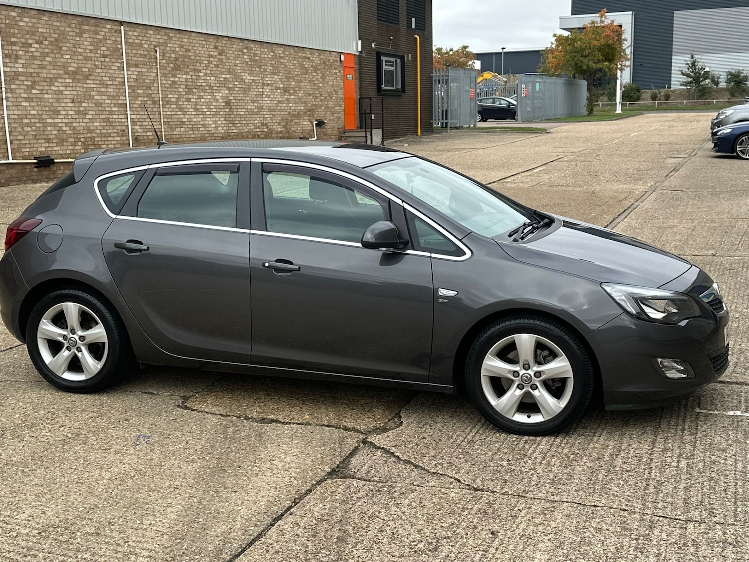 Used Vauxhall Astra 2012 for sale - 76346198: Photo 7
