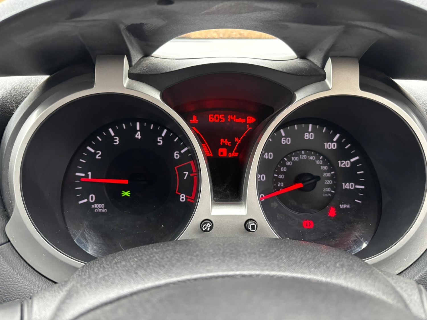 Used Nissan Juke 2014 for sale - 76165404: Photo 16