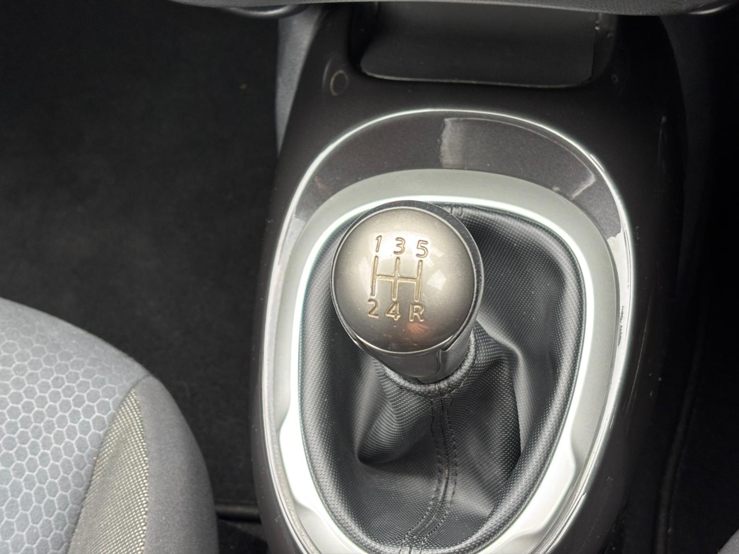 Used Nissan Juke 2014 for sale - 76165404: Photo 21