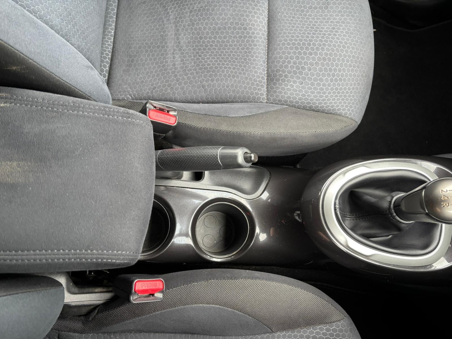 Used Nissan Juke 2014 for sale - 76165404: Photo 23