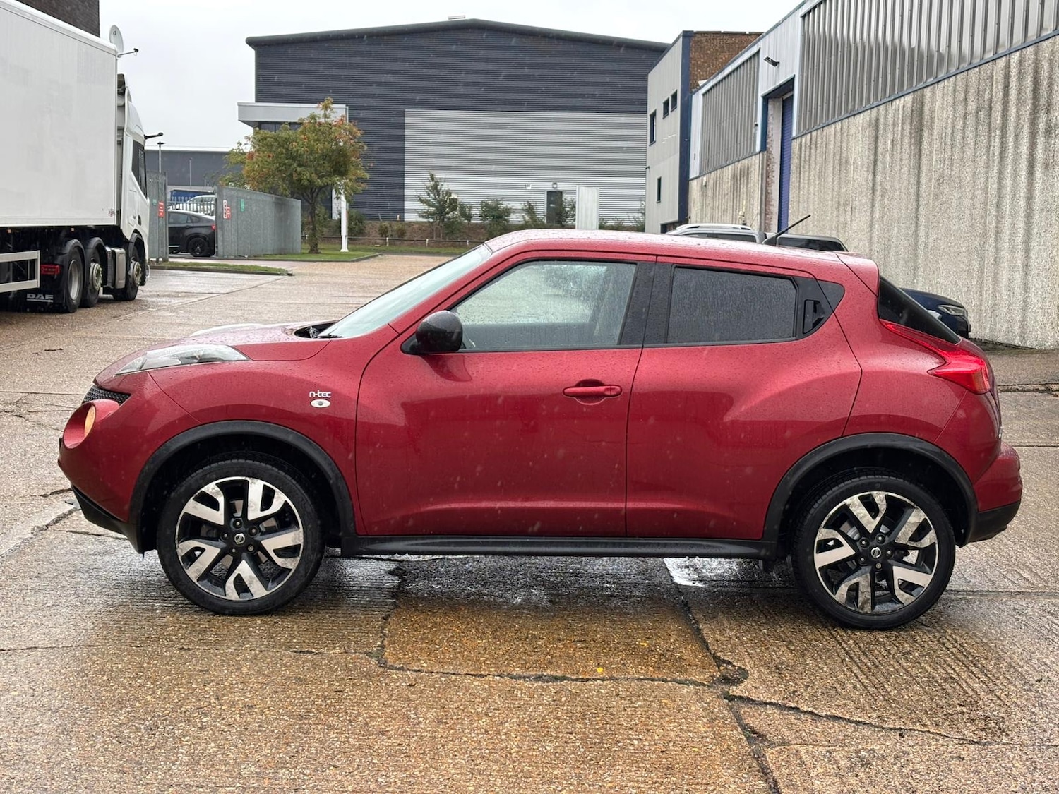 Used Nissan Juke 2014 for sale - 76165404: Photo 40