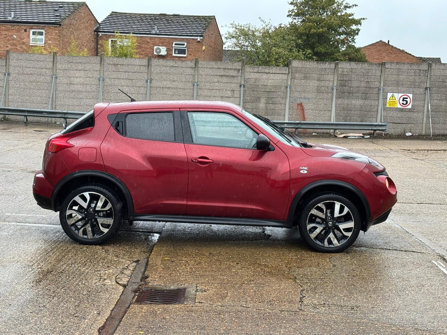 Used Nissan Juke 2014 for sale - 76165404: Photo 7