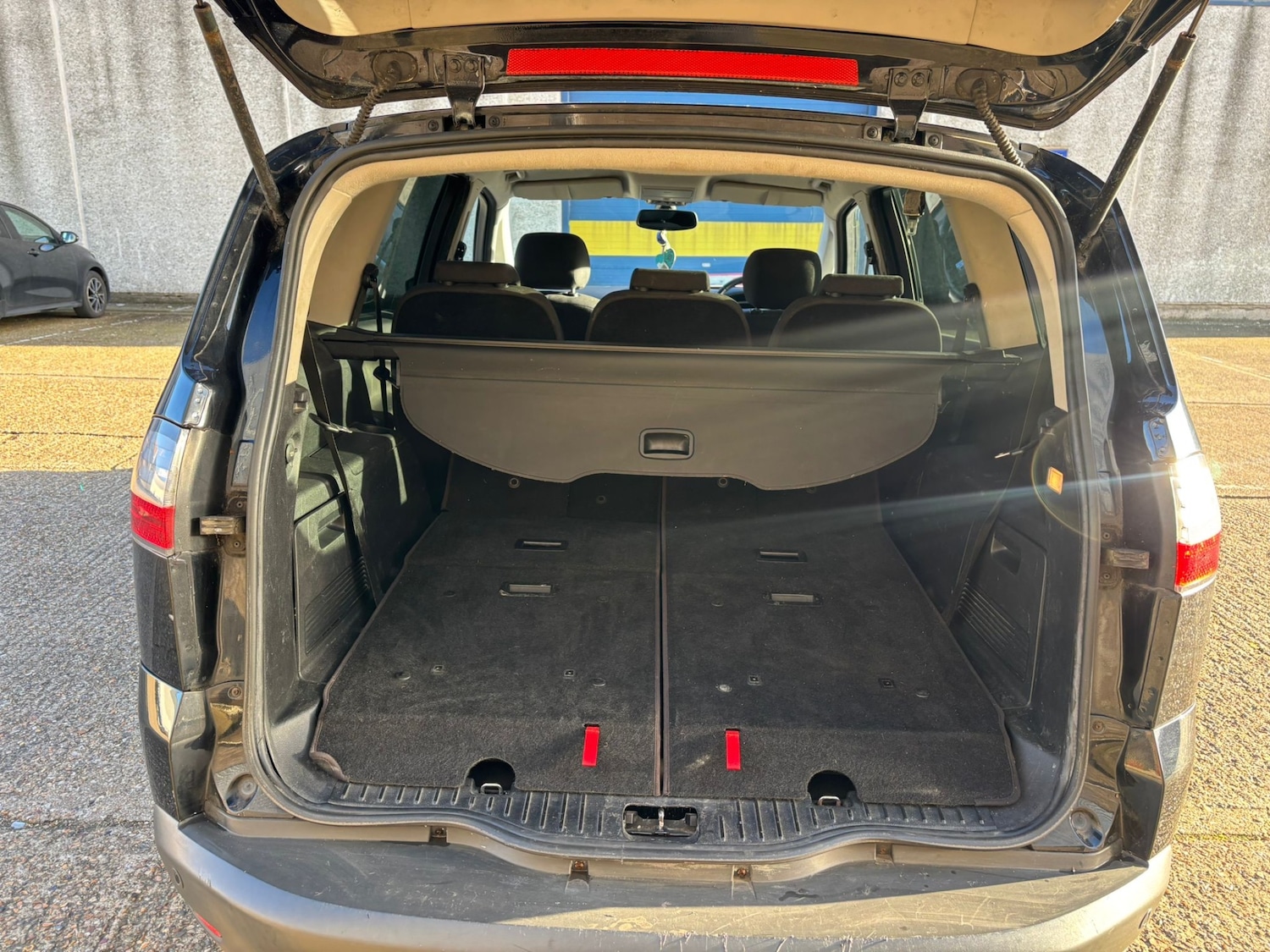 Used Ford S-Max 2008 for sale - 78026900: Photo 31