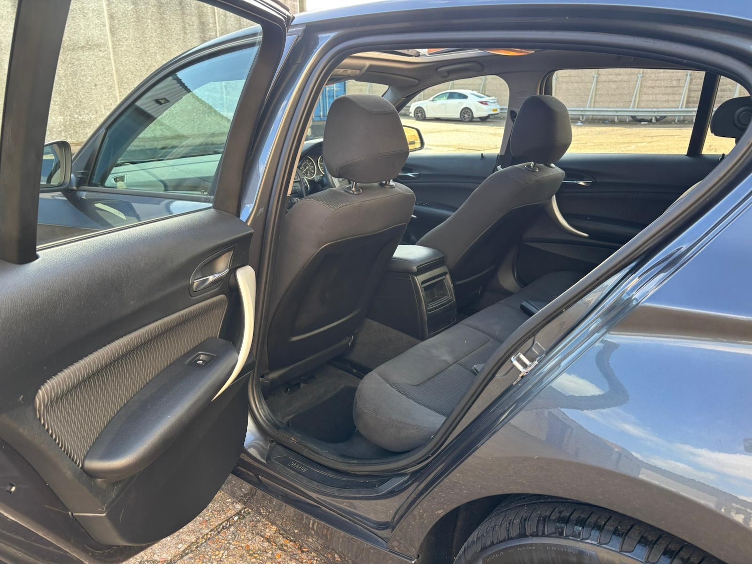 Used BMW 1 Series 2011 for sale - 77394006: Photo 46