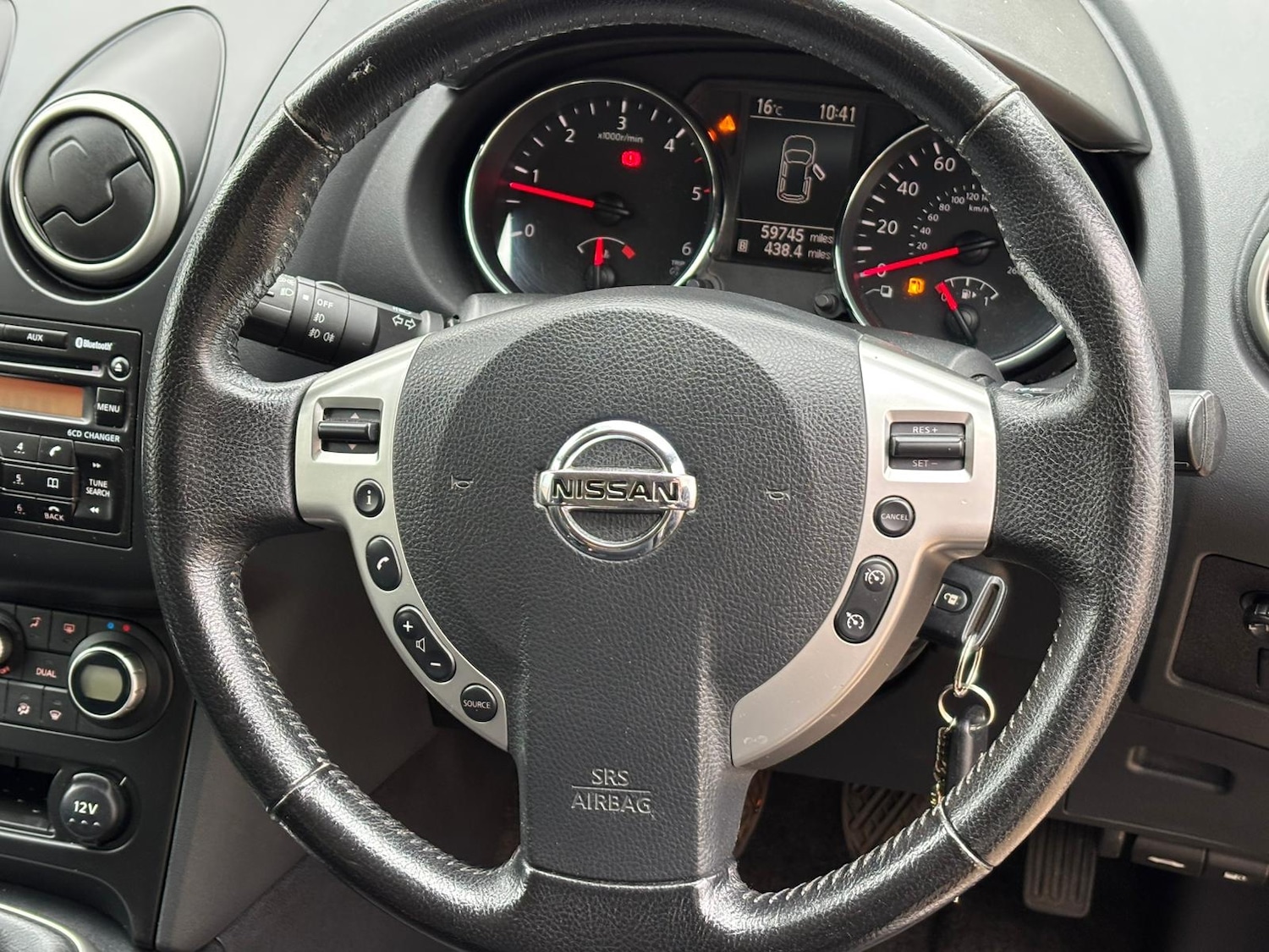 Used Nissan Qashqai 2010 for sale - 76165421: Photo 14