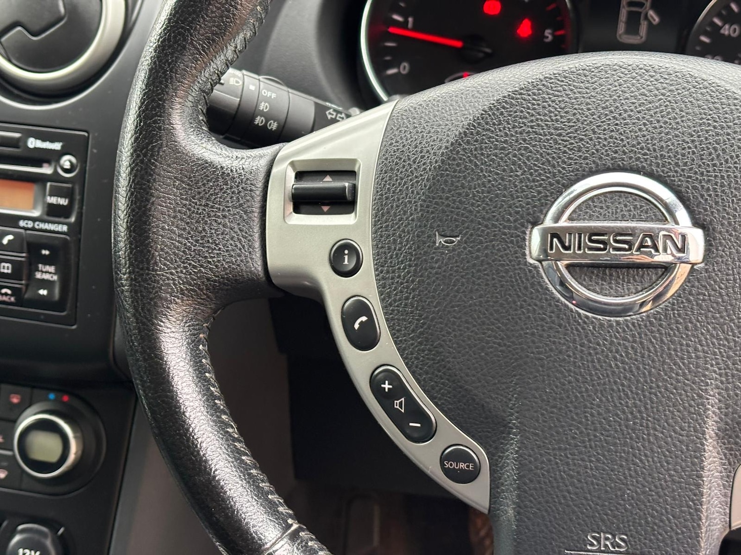 Used Nissan Qashqai 2010 for sale - 76165421: Photo 16
