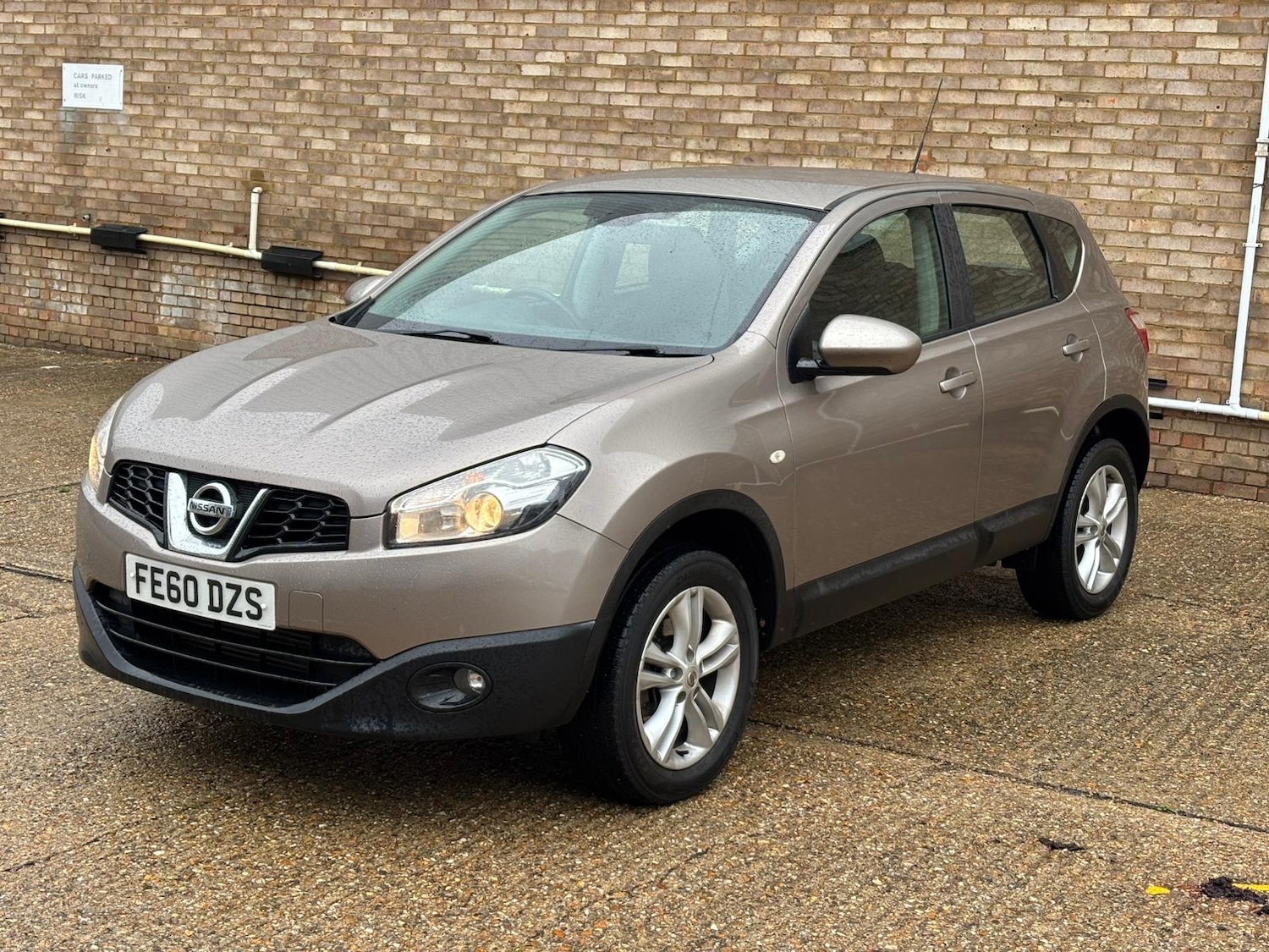 Used Nissan Qashqai 2010 for sale - 76165421: Photo 2