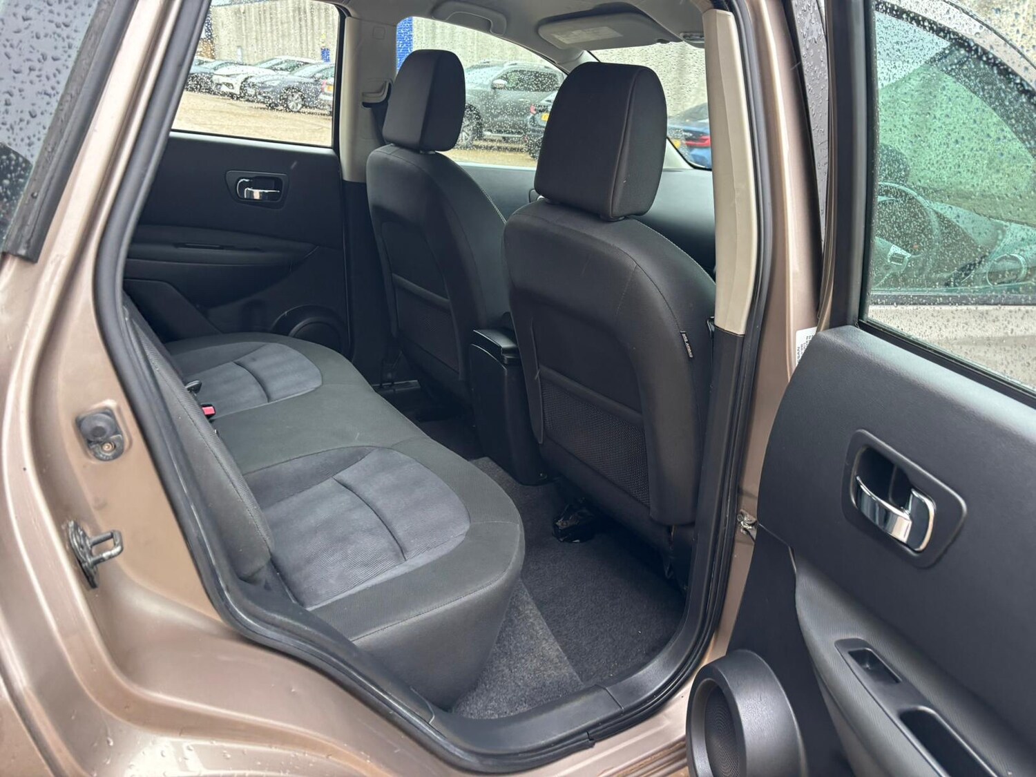 Used Nissan Qashqai 2010 for sale - 76165421: Photo 31