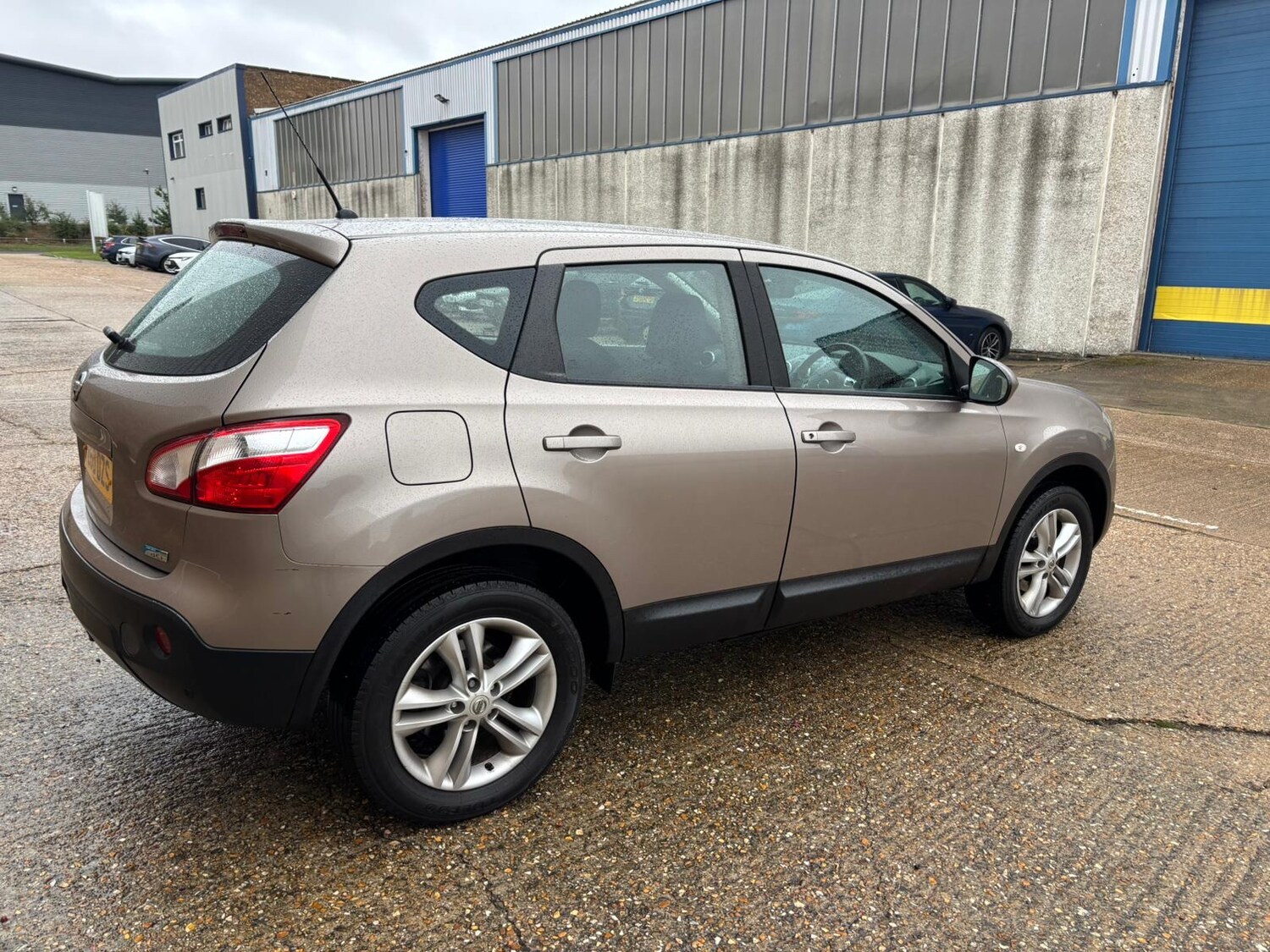 Used Nissan Qashqai 2010 for sale - 76165421: Photo 33