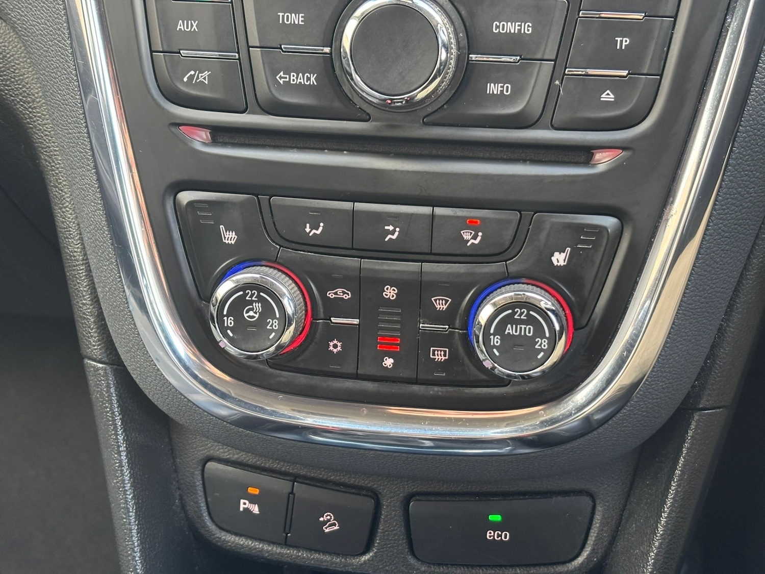 Used Vauxhall Mokka 2013 for sale - 75937790: Photo 23