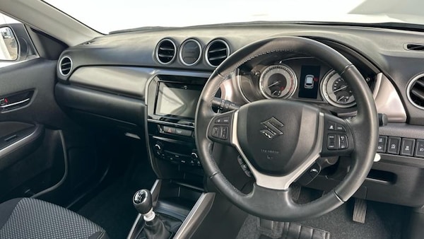 Used Suzuki Vitara 2022 for sale - 76038026: Photo 2
