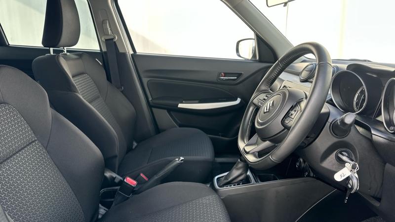 Used Suzuki Swift 2023 for sale - 77672593: Photo 25