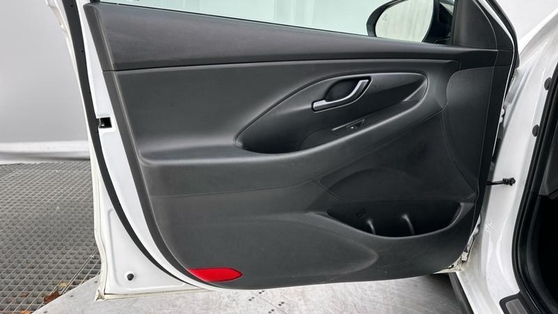 Used Hyundai i30 2021 for sale - 76332537: Photo 28