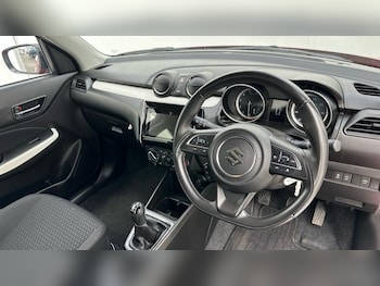 Used Suzuki Swift 2023 for sale - 77848569: Photo