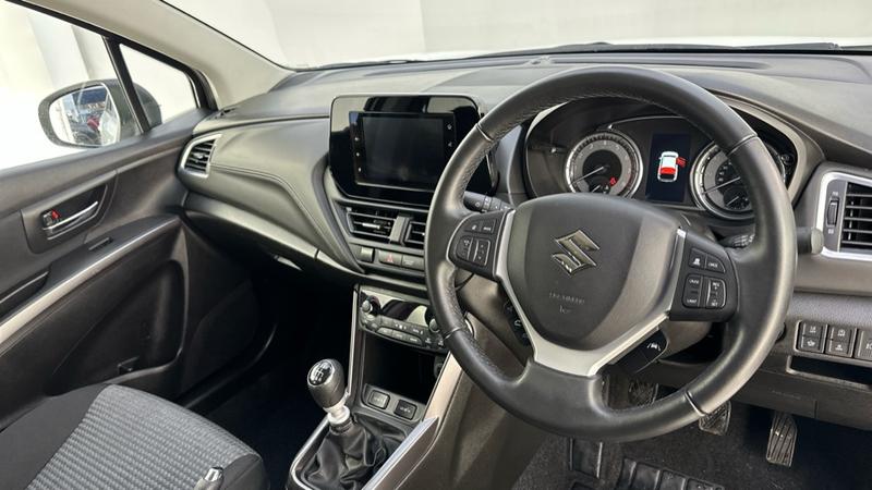 Used Suzuki SX4 S-Cross 2024 for sale - 76971912: Photo 2