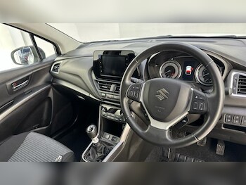 Used Suzuki SX4 S-Cross 2024 for sale - 76971912: Photo