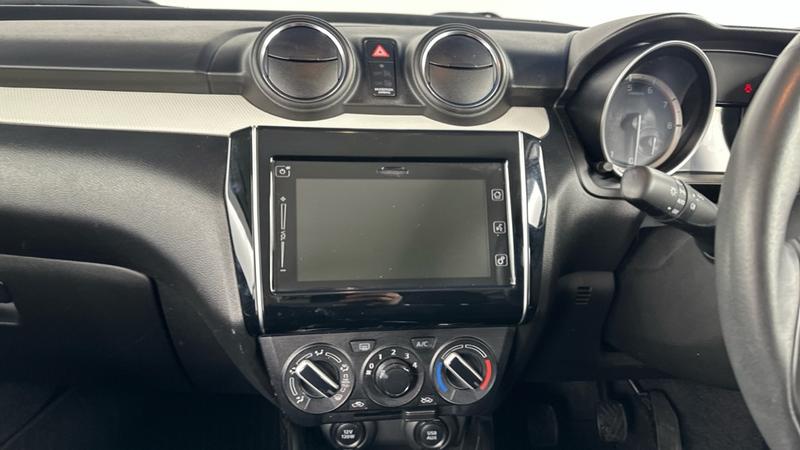 Used Suzuki Swift 2023 for sale - 76782289: Photo 12