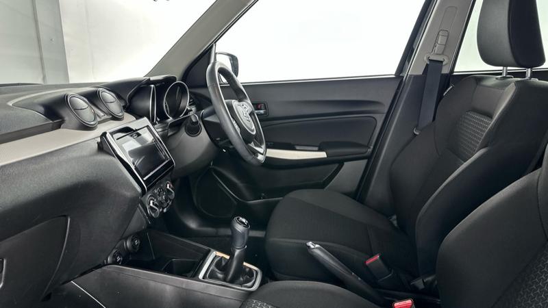 Used Suzuki Swift 2023 for sale - 76782289: Photo 27
