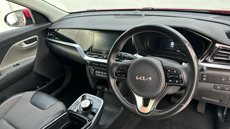 Used Kia Niro 2021 for sale - 77132669: Photo 2