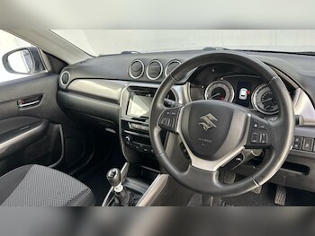 Used Suzuki Vitara 2021 for sale - 77393888: Photo