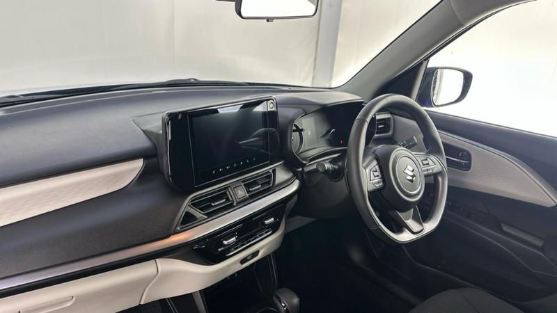 Used Suzuki Swift 2024 for sale - 77025773: Photo 11