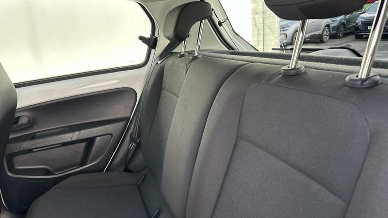 Used Volkswagen up! 2022 for sale - 77132667: Photo 14