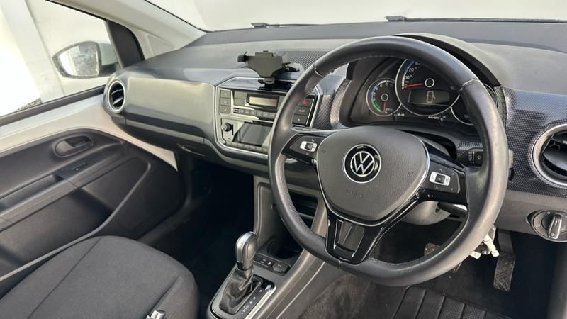 Used Volkswagen up! 2022 for sale - 77132667: Photo 2