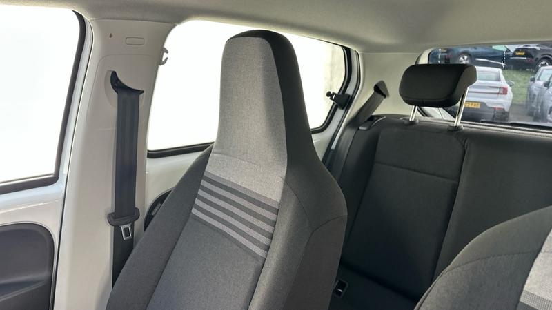 Used Volkswagen up! 2022 for sale - 77132667: Photo 24