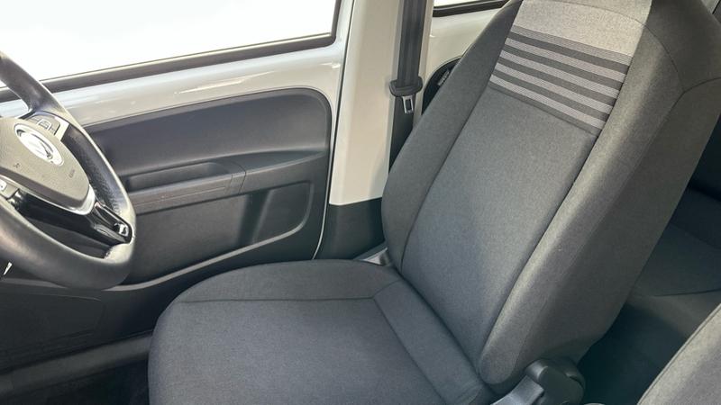 Used Volkswagen up! 2022 for sale - 77132667: Photo 25