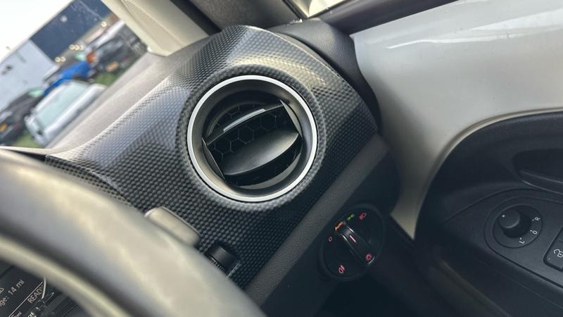 Used Volkswagen up! 2022 for sale - 77132667: Photo 41