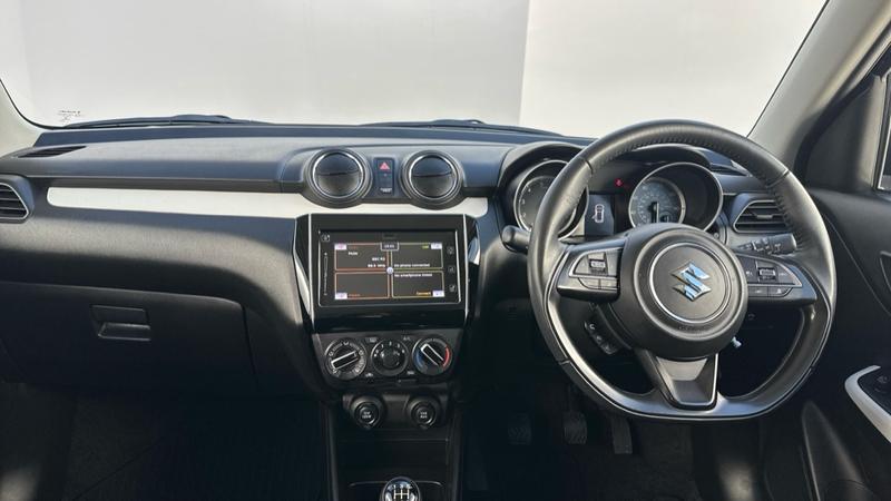 Used Suzuki Swift 2022 for sale - 76882691: Photo 4