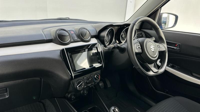 Used Suzuki Swift 2023 for sale - 76766923: Photo 11