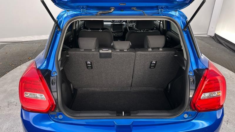 Used Suzuki Swift 2023 for sale - 76766923: Photo 15