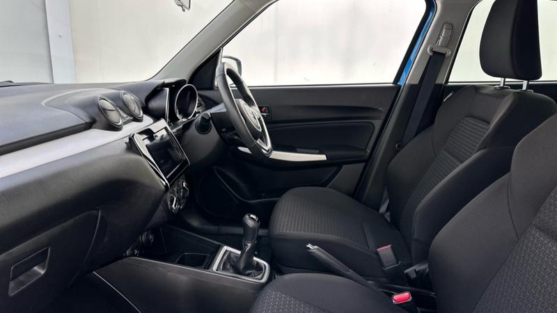 Used Suzuki Swift 2023 for sale - 76766923: Photo 27