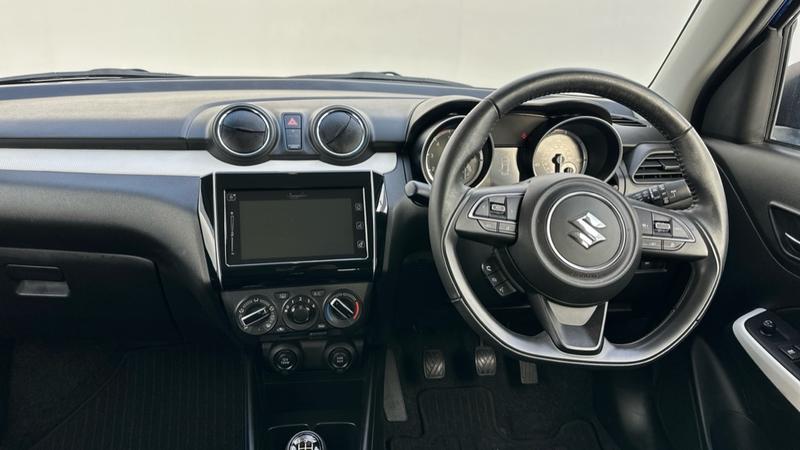 Used Suzuki Swift 2023 for sale - 76766923: Photo 4