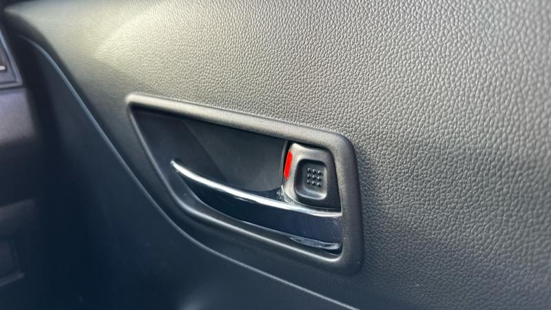 Used Suzuki Swift 2023 for sale - 76766923: Photo 45