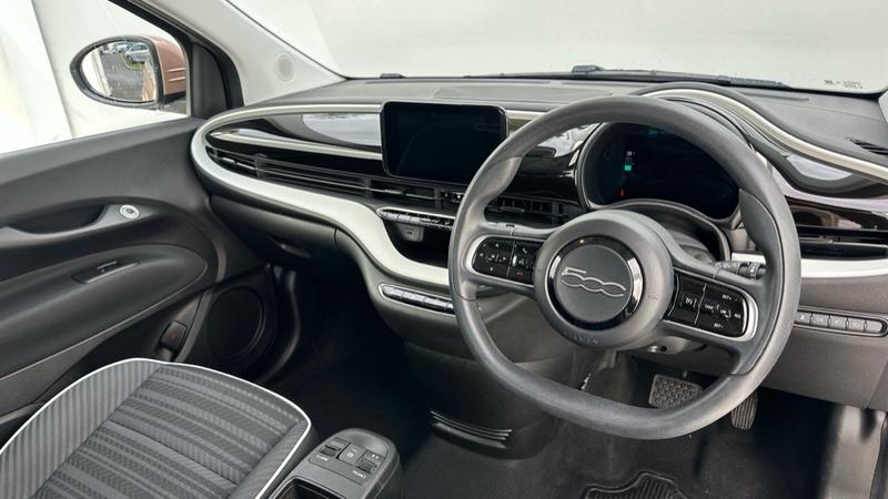 Used Fiat 500e 2021 for sale - 76104773: Photo 2