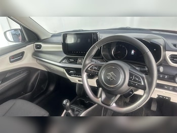 Used Suzuki Swift 2024 for sale - 77274910: Photo