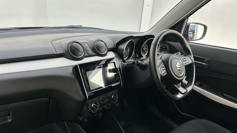 Used Suzuki Swift 2023 for sale - 76782285: Photo 11