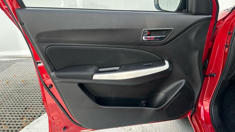 Used Suzuki Swift 2023 for sale - 76782285: Photo 28