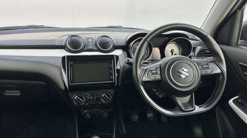 Used Suzuki Swift 2023 for sale - 76782285: Photo 4