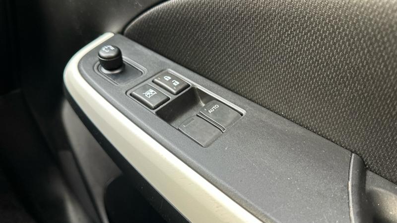 Used Suzuki Swift 2023 for sale - 76782285: Photo 42