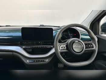 Used Fiat 500e 2021 for sale - 76104781: Photo