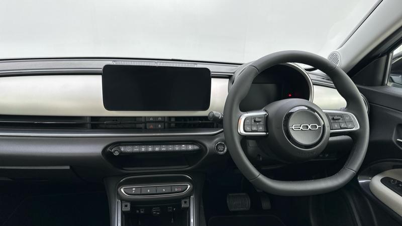 Used Fiat 600e 2025 for sale - 76190516: Photo 4