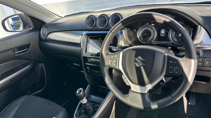 Used Suzuki Vitara 2023 for sale - 76504562: Photo 2