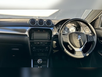 Used Suzuki Vitara 2023 for sale - 76504562: Photo